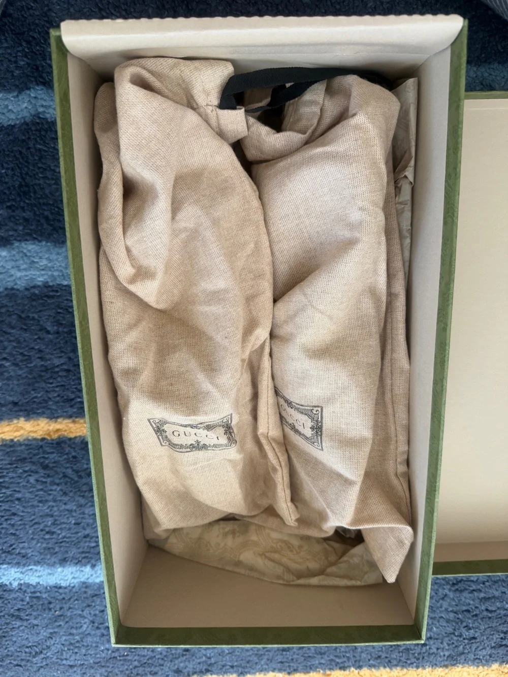 Gucci unisex leather